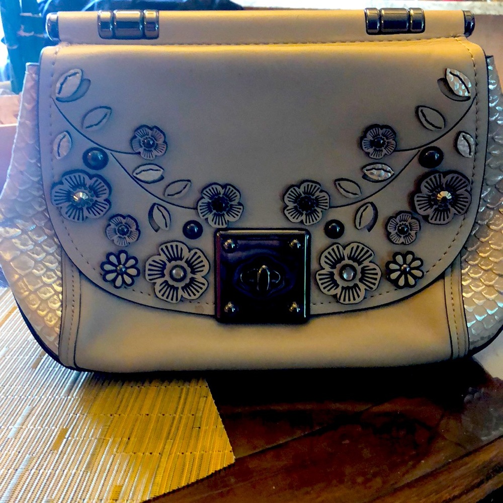 Coach bag, taupe color, excellent condition